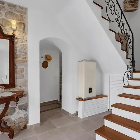 Beautiful In Sutivan