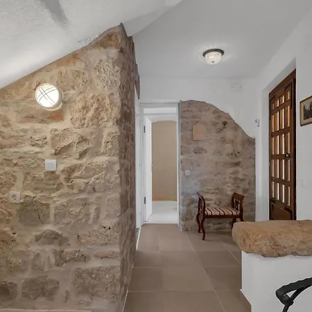 Beautiful In Sutivan