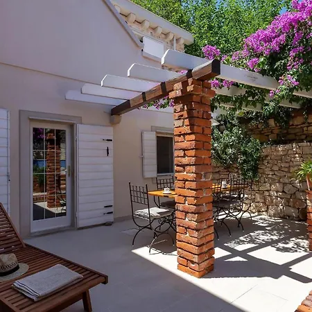 Nyaraló Beautiful In *